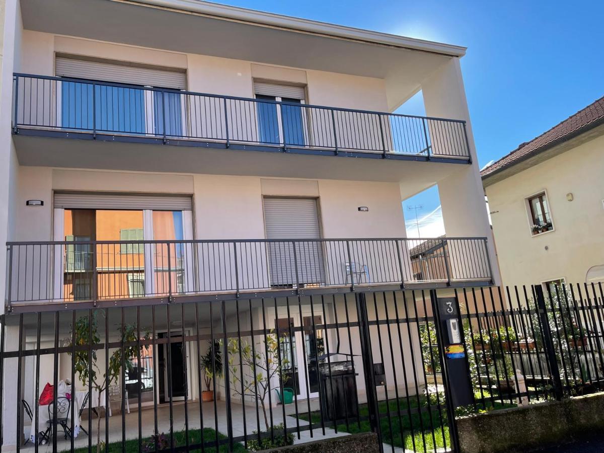 Joys House Acomodação com café da manhã Bérgamo Exterior foto